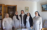 Hnas. Fátima Tenza, Elena Sanz, Asunción Perelló (Directora del Colegio), Purificación Arellano (actual Superiora) y Pilar Alcudia
